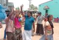 திருச்சியில் ஓட்டுக்கு பணம் தரவில்லை என வாக்குச்சாவடி முன்பு வாக்காளர்கள் ரகளை